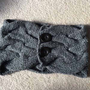 A&F scarf